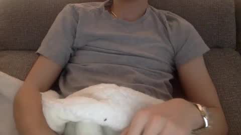 cominlive online show from January 23, 8:02 pm