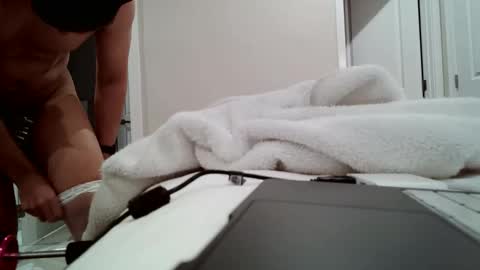 command_me_ online show from December 2, 2:54 am