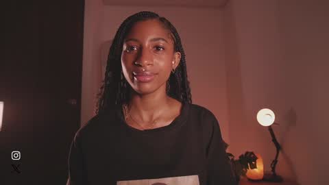 Snapshot of connie_west0 chatting on December 14, 12:55 am   independent model online show from December 14, 12:55 am