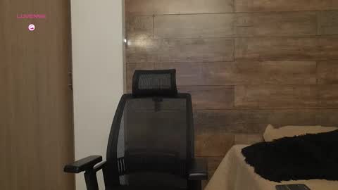 connor_h1 online show from February 28, 4:27 am