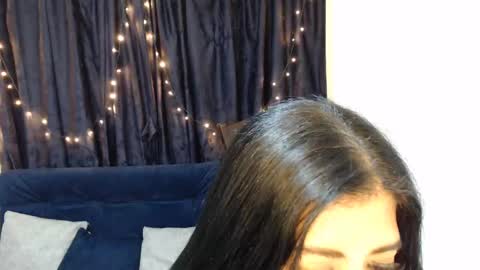 Snapshot of cony35 chatting on December 17, 1:50 am Sofi online show from December 17, 1:50 am
