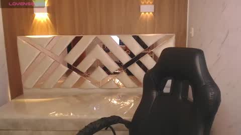 Online 2200 - 0600 online show from July 30, 3:07 am