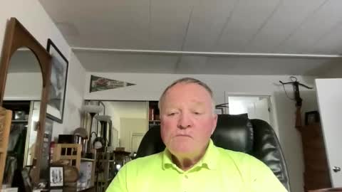 cookoosnest online show from November 21, 1:25 am