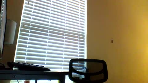 cooldude122222 online show from February 26, 2:16 pm