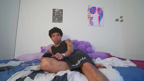 coraline_777 online show from March 27, 5:24 am