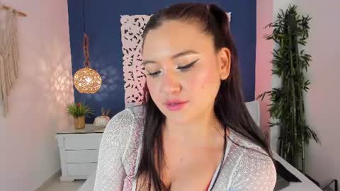   online show from June 26, 8:36 pm