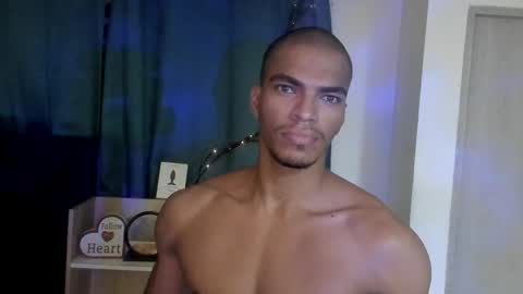 CoreyGlover online show from April 27, 10:02 am