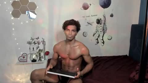 CoreyGlover online show from November 10, 9:34 am