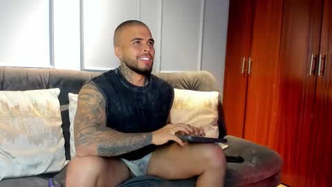 Snapshot of coreymartinez_ chatting on October 2, 3:11 pm DaveMonsalve online show from October 2, 3:11 pm