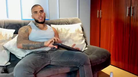 Snapshot of coreymartinez_ chatting on September 10, 3:13 pm DaveMonsalve online show from September 10, 3:13 pm