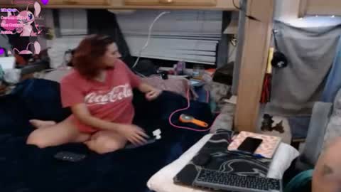 Alaskawildcouple online show from July 14, 6:51 am