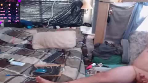 Alaskawildcouple online show from July 28, 12:48 pm
