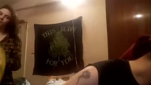 Alaskawildcouple online show from February 8, 8:10 pm