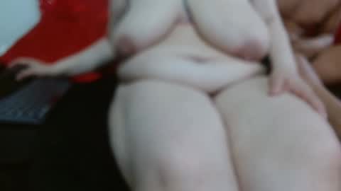 couple_milk_rs online show from December 26, 8:11 pm