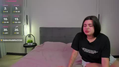 Courtney online show from July 28, 2:24 pm