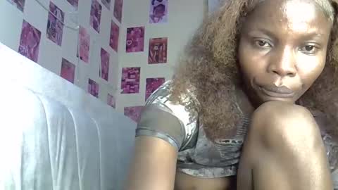 craizybitch online show from January 8, 1:50 pm