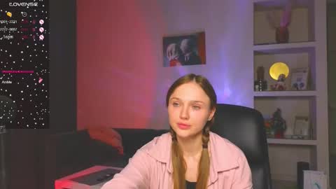 lucy online show from January 8, 3:07 pm