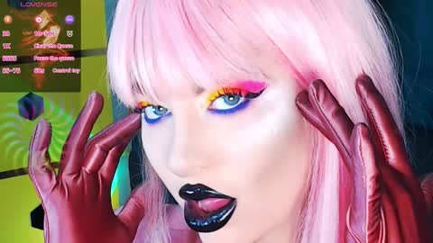 Roxy online show from September 17, 3:48 pm