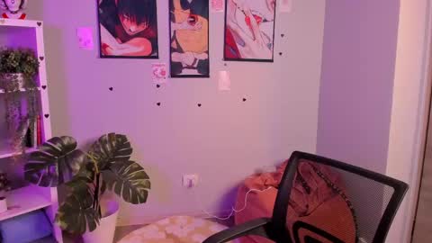 Alice online show from March 6, 9:14 pm