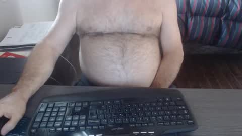 Creamormilk online show from November 3, 2:40 pm