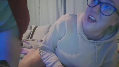 creamybiscuits12 online show from October 25, 9:26 pm