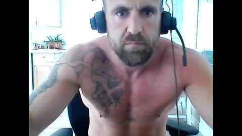 creatureofbeauty online show from April 29, 7:19 pm