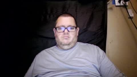 The hopeless romantic online show from February 8, 8:42 pm