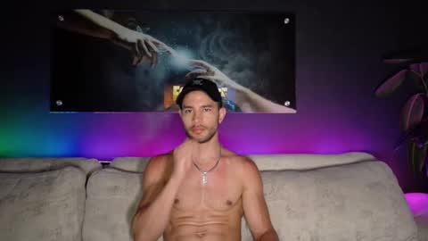 CRHISTIAN online show from March 24, 11:00 pm