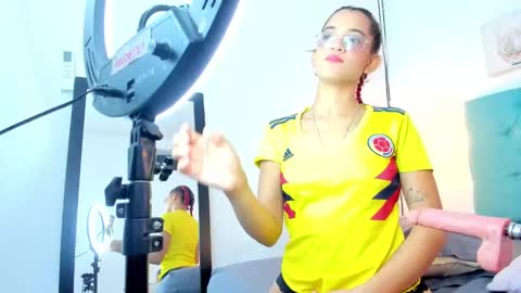 cris_dulce online show from September 27, 7:33 pm