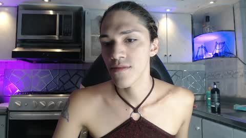 Cristina Onazis online show from April 11, 6:45 pm