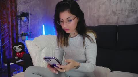 crissy_love online show from February 17, 6:31 am
