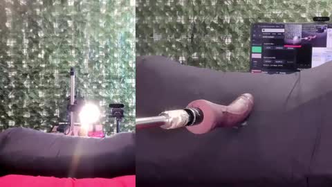 cristal_thompson_ online show from May 14, 4:38 pm