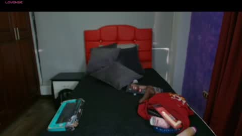 CRISTAL MILF online show from March 3, 7:49 pm