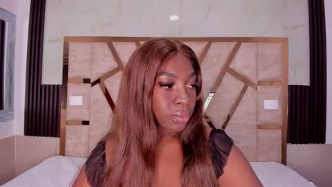 Snapshot of cristhinbrown chatting on September 9, 7:03 pm cristin online show from September 9, 7:03 pm