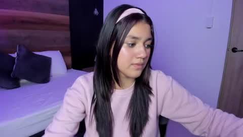 C R I S T I N online show from April 21, 1:42 am