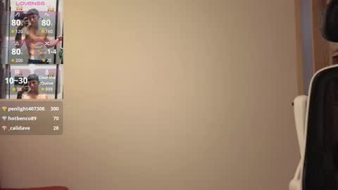 Snapshot of cristopher23_ chatting on September 23, 4:23 pm cristopher23 online show from September 23, 4:23 pm