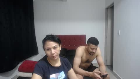 crisyoha4020 online show from November 8, 8:17 am