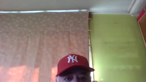 crmperez online show from March 22, 7:18 pm