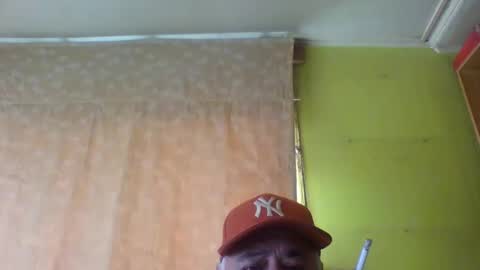 crmperez online show from January 16, 7:01 pm