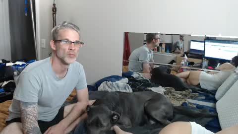 Crownandkat online show from March 30, 4:56 am