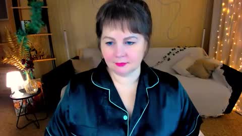 Anna online show from January 14, 6:49 pm