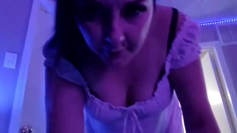 crystalbarbie214 online show from June 9, 8:19 pm