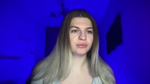 crystalblush01 online show from April 11, 2:32 pm