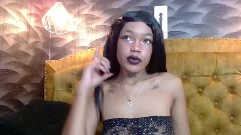 Snapshot of crystalbrooke3x chatting on October 20, 7:52 pm Crystal online show from October 20, 7:52 pm