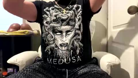 crystalcock710 online show from April 7, 11:51 pm