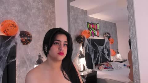 Crystal online show from October 23, 6:31 pm