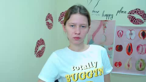 Stella online show from February 20, 11:09 am