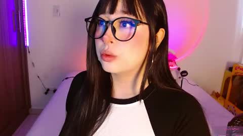 Olivia  online show from March 27, 1:12 pm