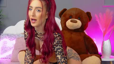 crystallred online show from April 5, 4:53 am