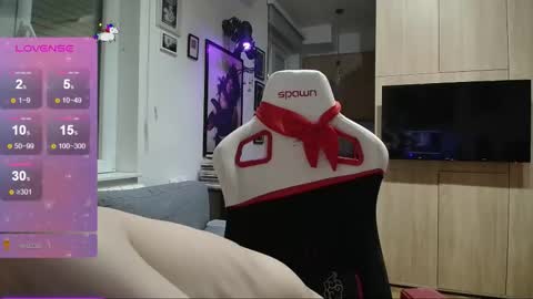 Snapshot of crystalvalentina chatting on September 9, 11:49 pm Crystal online show from September 9, 11:49 pm